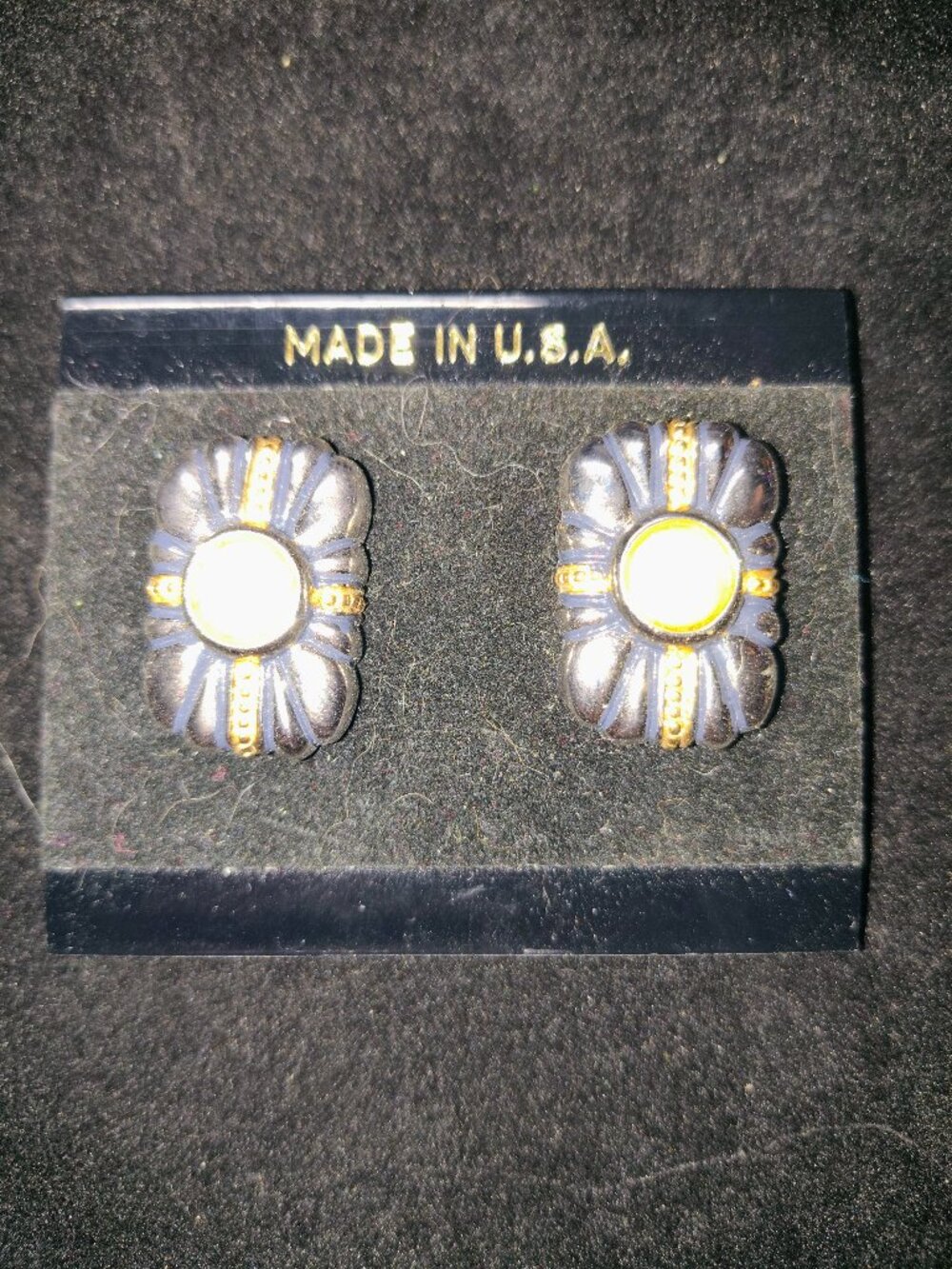 Vintage TJ M USA Two‑Tone Modernist Door Knocker Clip‑On Earrings – 1"